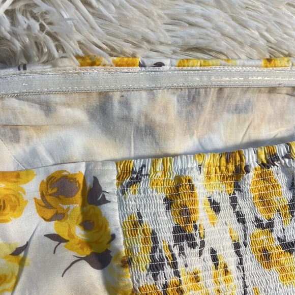 Pins and Needles Size L Yellow Floral Strapless Balloon lined Dress with Pockets - Picture 14 of 15